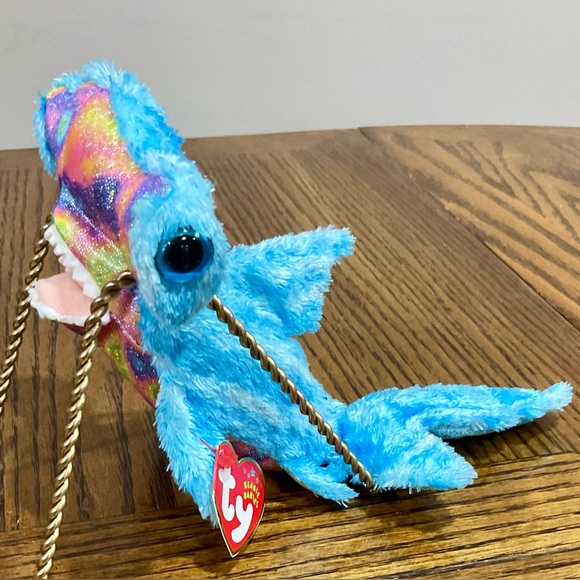 Ty Sledge the shark beanie baby from 2002 - Picture 2 of 11